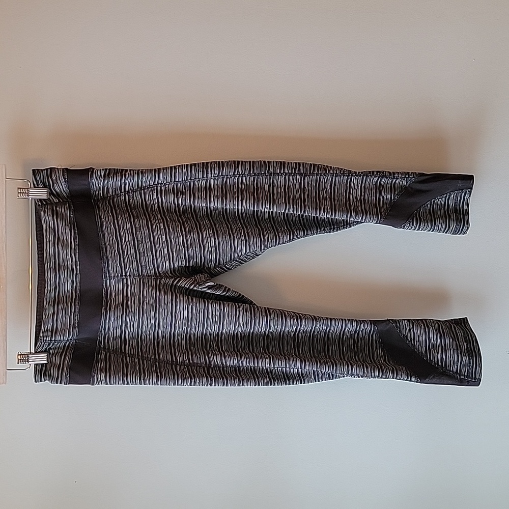 90 degree workout leggings, medium, mid calf length